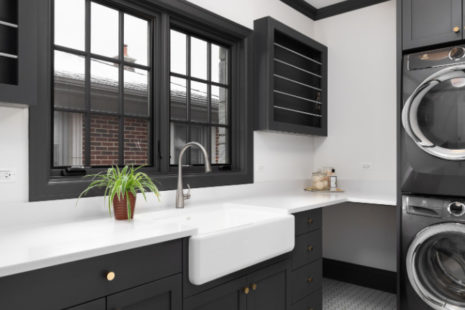 What is the big deal about farmhouse sinks?